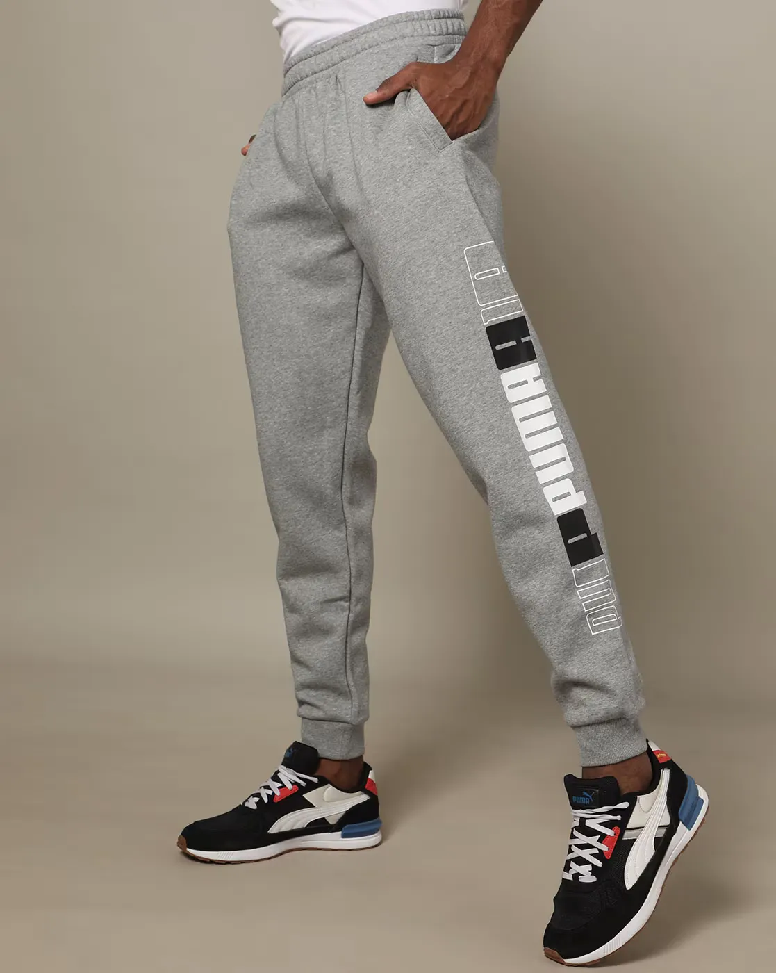 PUMA Men Ess+ Logo Lab Print Jogger Trackpant