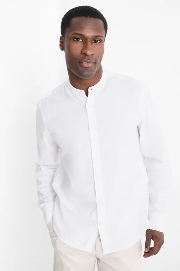 Regular-fitting shirt with a band collar